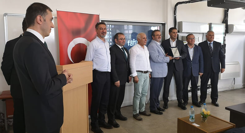 Bosch Termoteknik, Yakacık Mesleki ve Teknik Anadolu Lise-si’nde İklimlendirme Sistemleri Eğitim Salonu açılışı ile yatı-rımlarını devam ettirdi!