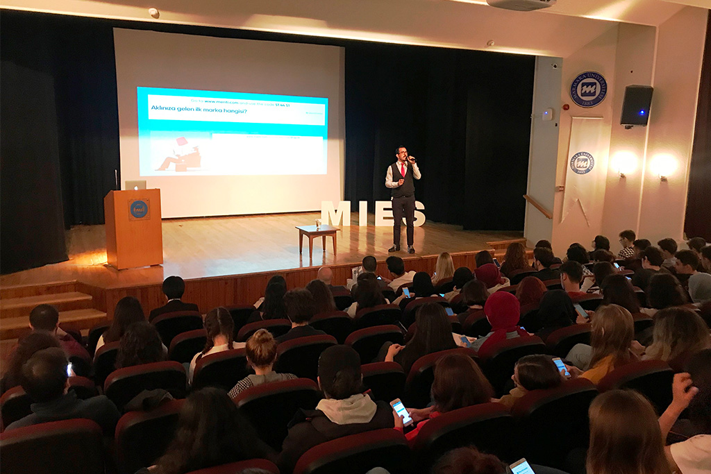 Mitsubishi Electric, Marmara Üniversitesi’nde mühendis adaylarına pazarlamanın dinamiklerini aktardı