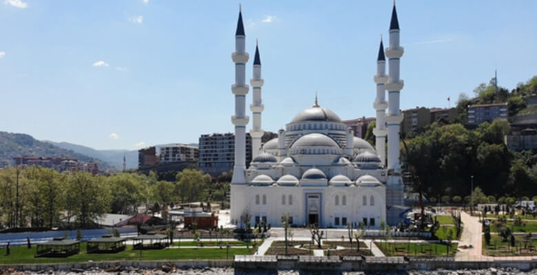 Uzun Mehmet Camisi Yangın Anında Doğu İklimlendirme’nin Yangın Damperleri Güvencesi Altında